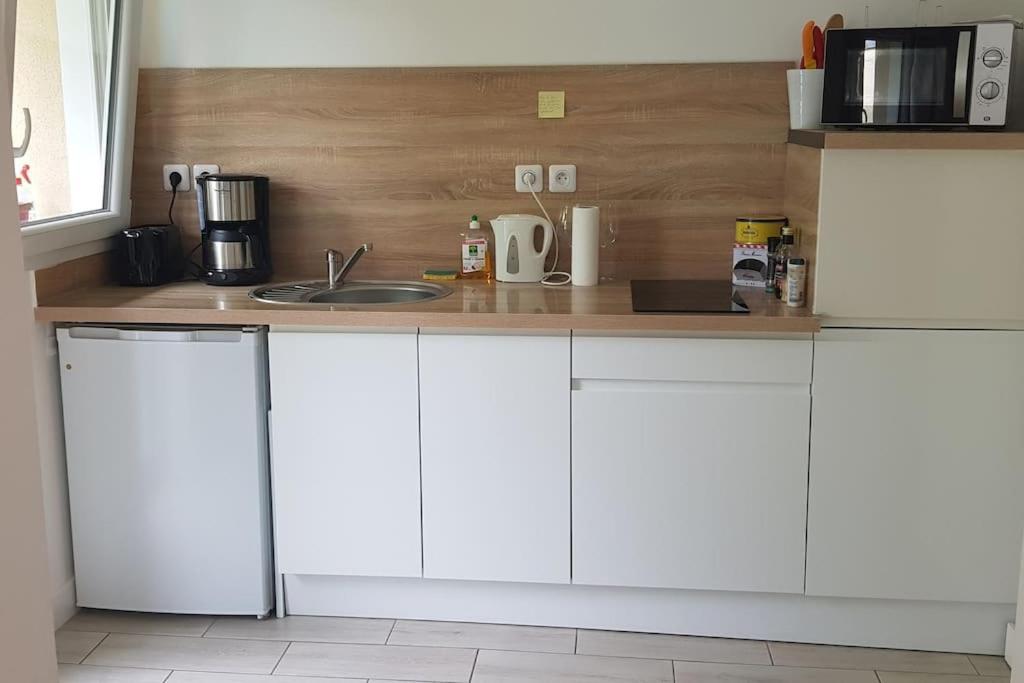 Ty-Yan Apartment Tours Luaran gambar