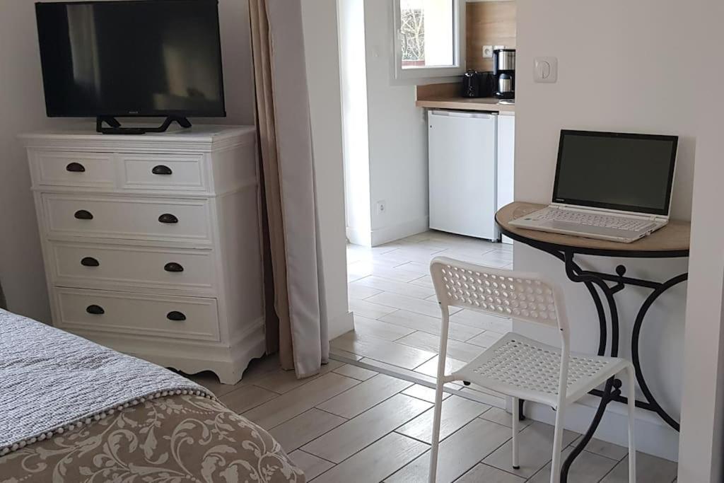 Ty-Yan Apartment Tours Luaran gambar