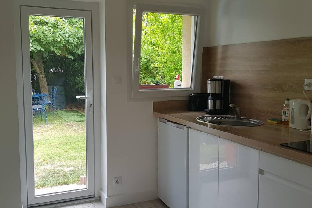 Ty-Yan Apartment Tours Luaran gambar